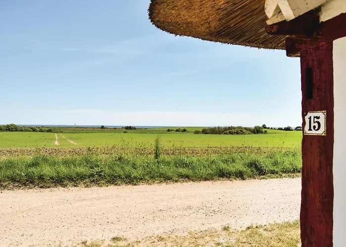 別荘 3 Bedroom Lovely In Nordenbro Vesteregn