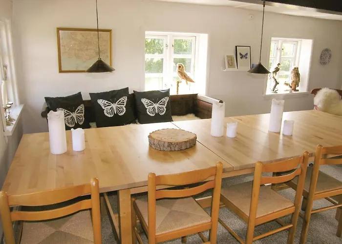 別荘 3 Bedroom Lovely In