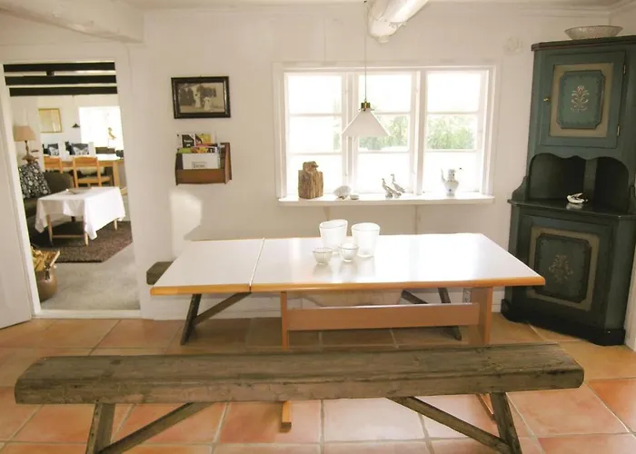 別荘 3 Bedroom Lovely In